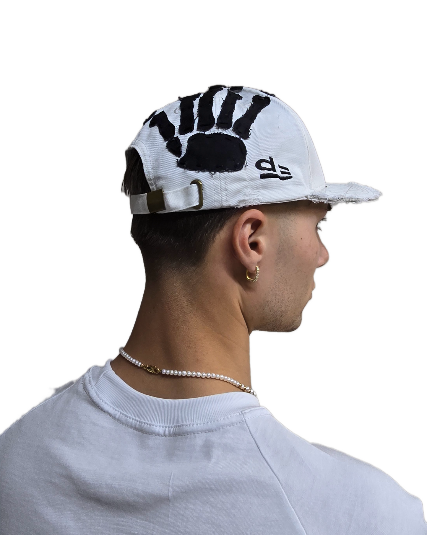 Skeleton hat white