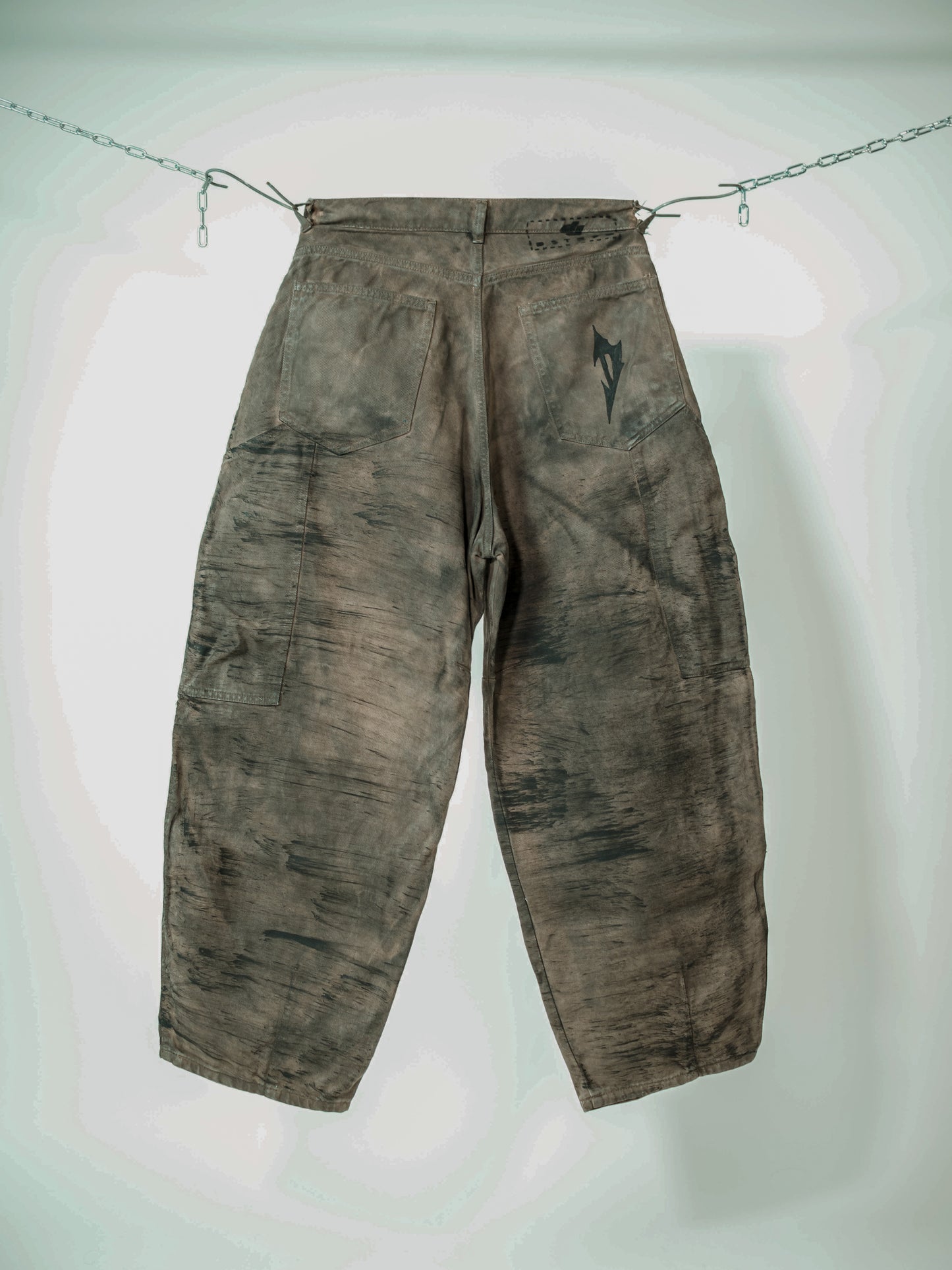 Scar pants sail