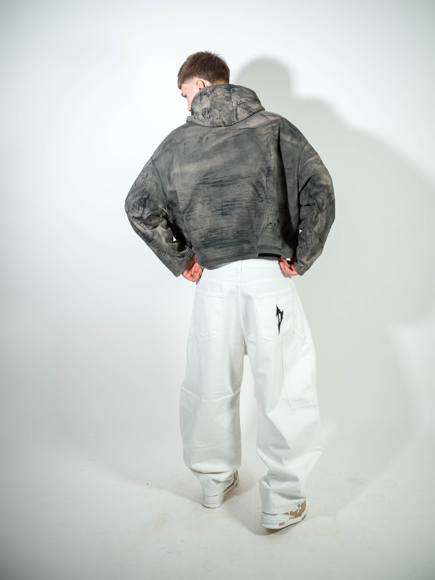 Balloon pants white