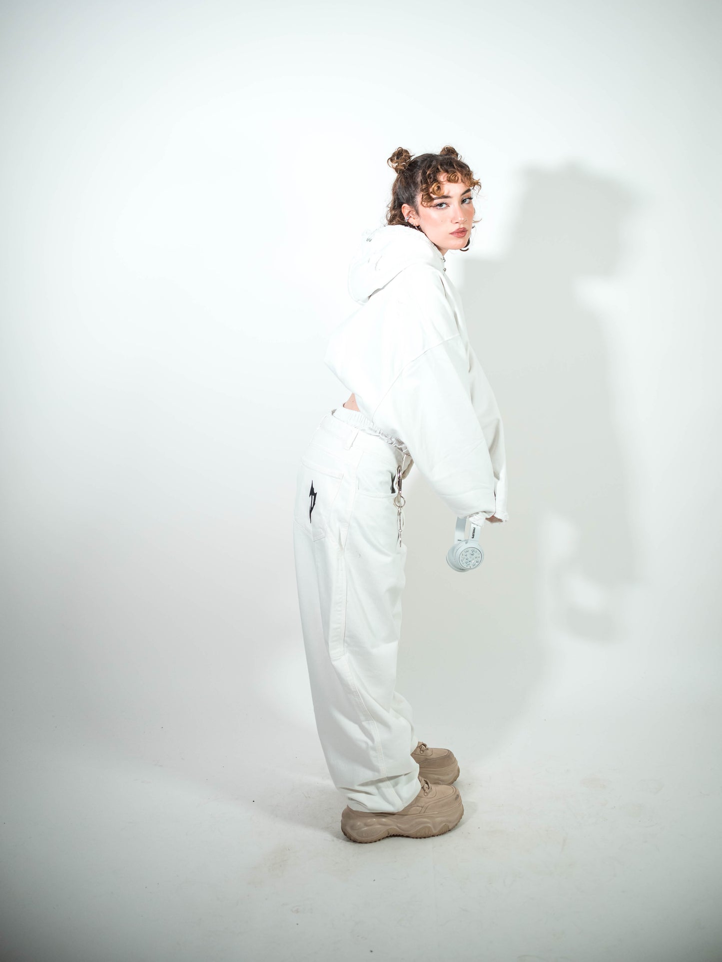 Balloon pants white