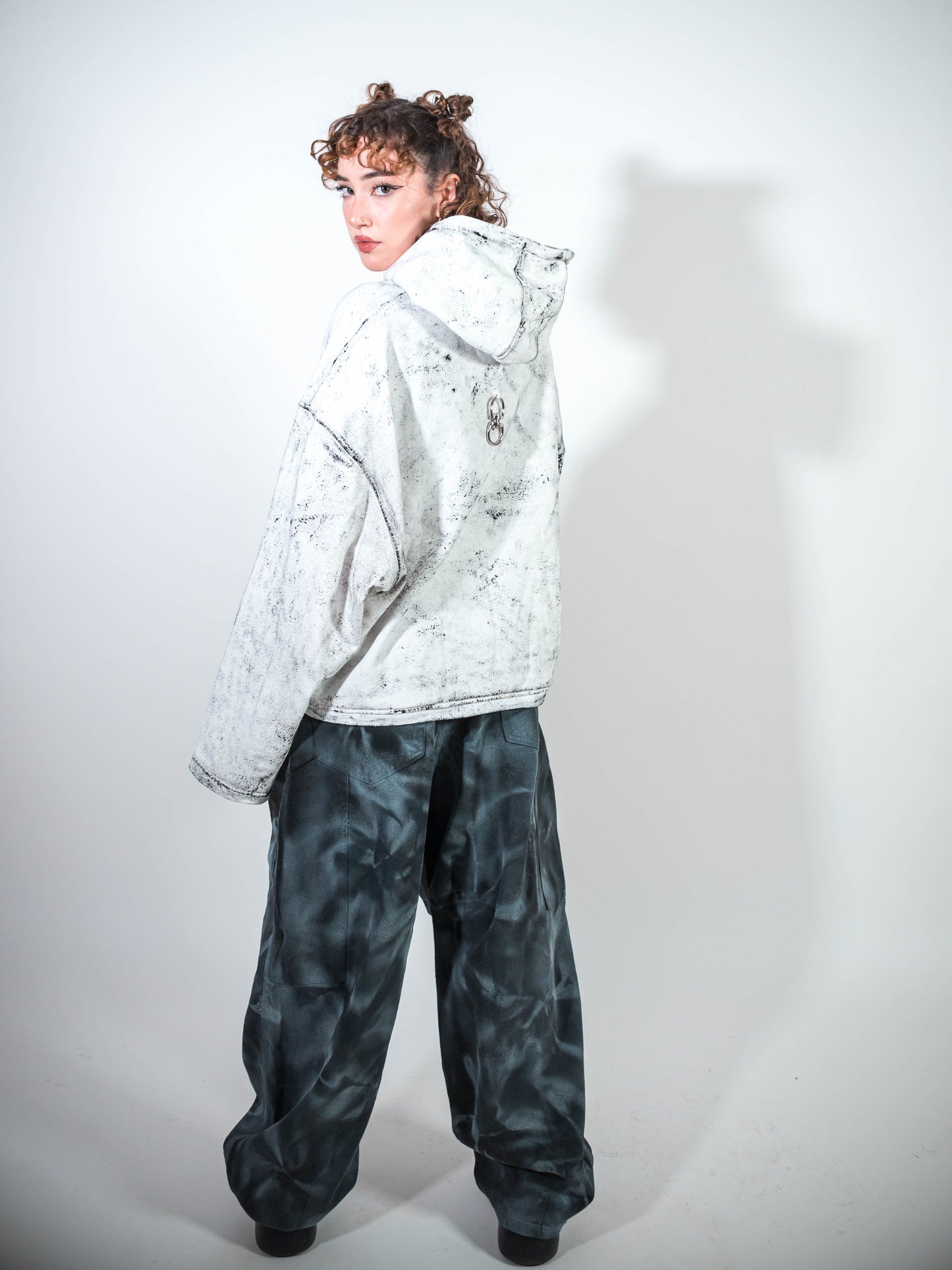 Hook Hoodie White