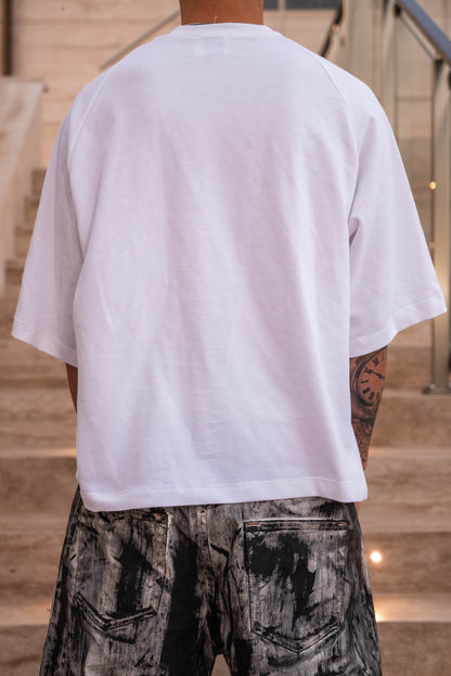 White tee