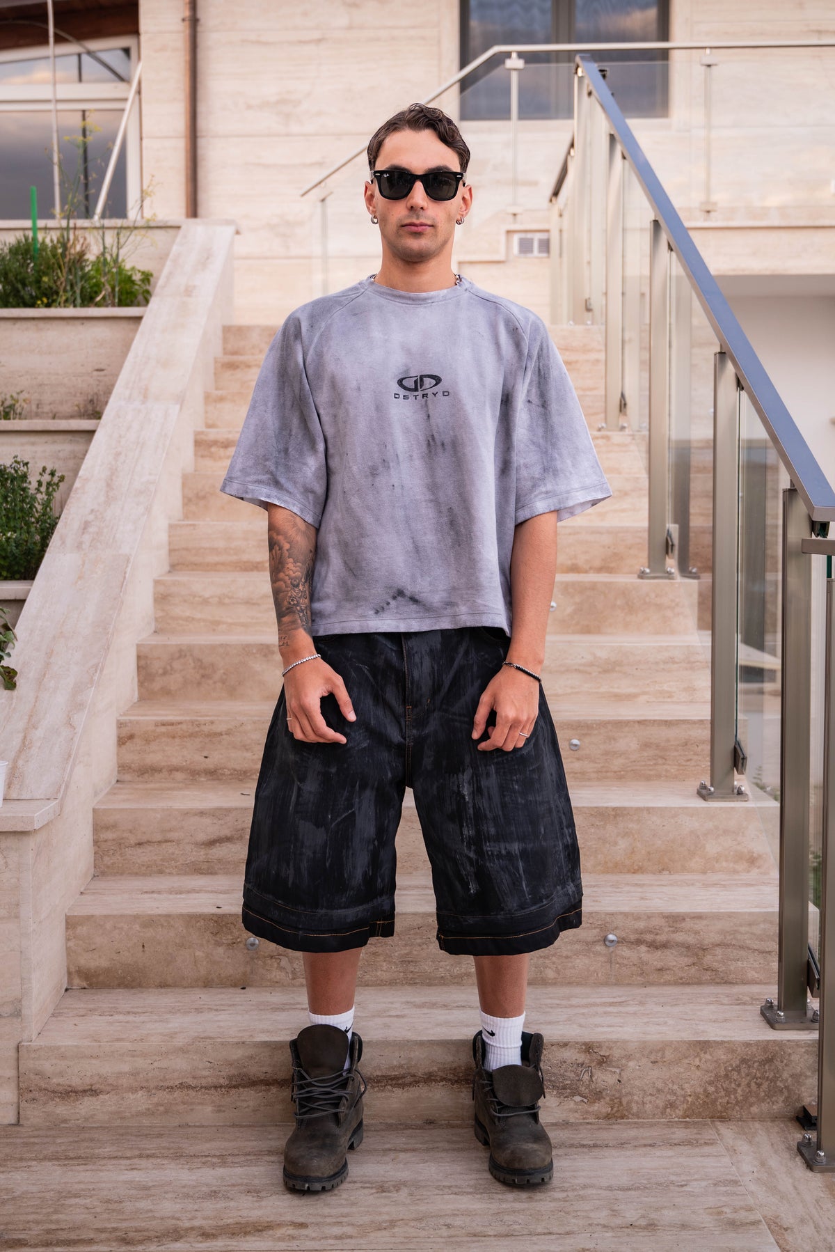 Double Fold shorts brushed black