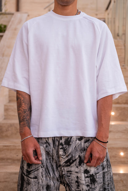 White tee