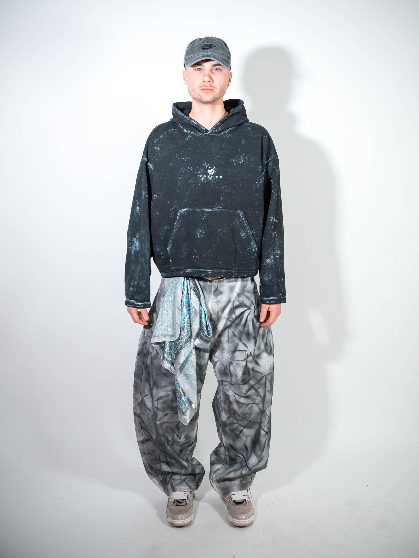 Vertigo pants white